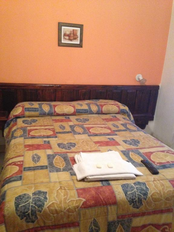 Hotel Gure Echea Villa Carlos Paz Eksteriør bilde